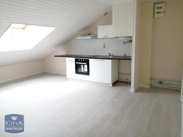 Appartement à louer 1 pièce 27.38m²