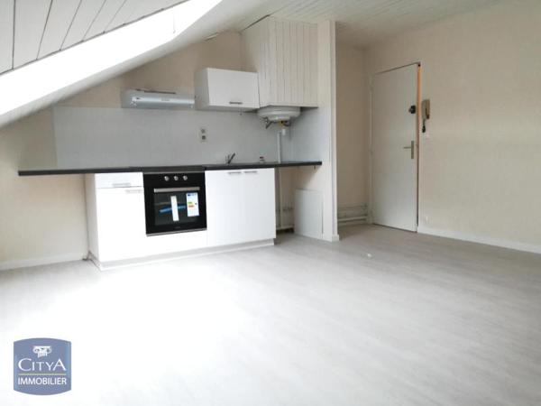Appartement à louer 1 pièce 27.38m²