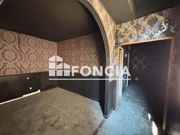 À vendre Maison 6 pièces 370 m² - Sommières 30250