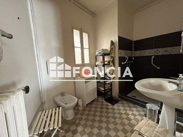 À vendre Maison 6 pièces 370 m² - Sommières 30250