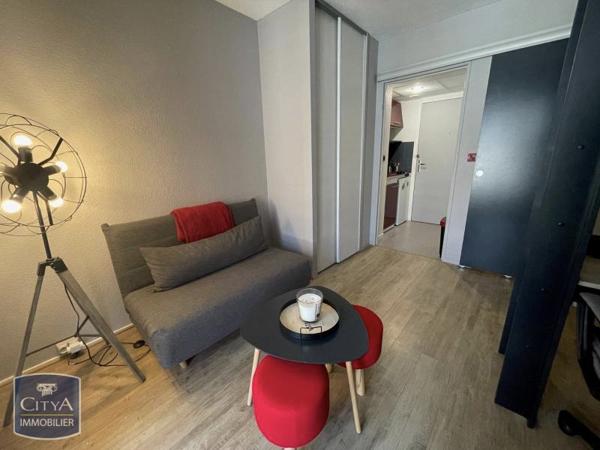 Appartement à louer 1 pièce 16.6m²