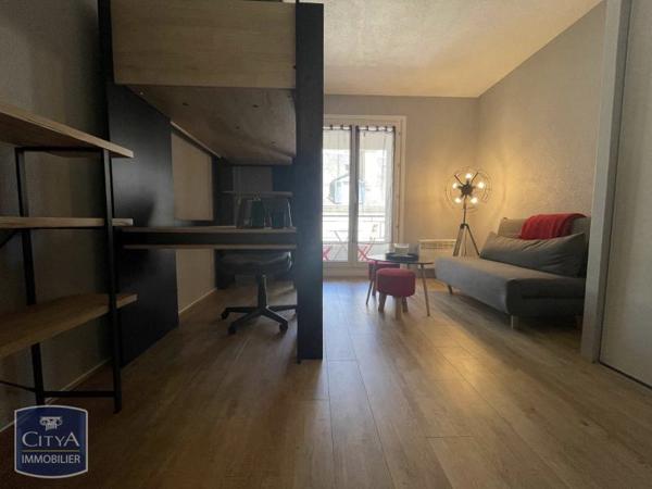 Appartement à louer 1 pièce 16.6m²