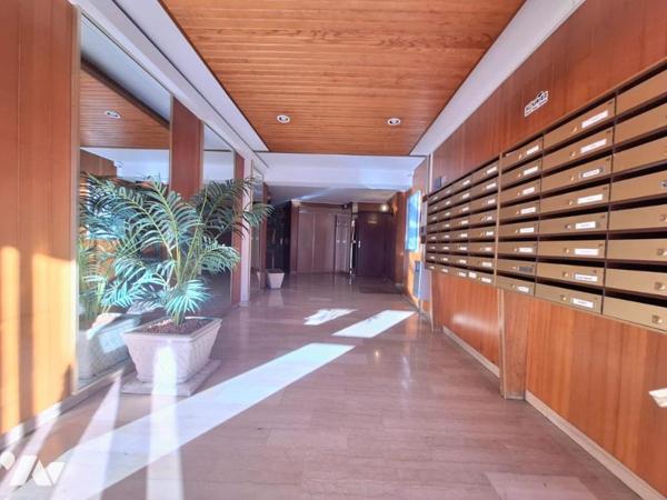 A VENDRE - PERPIGNAN SECTEUR KENNEDY - STUDIO AVEC PARKING ET BALCON