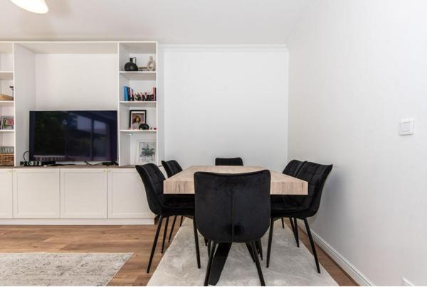 RUEIL-MALMAISON - BOIS PREAU - APARTEMENT 65 M² - 2 CHAMBRES - 2 BALCONS - CAVE - 2e ETAGE/3 -