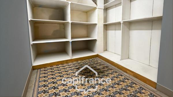 Appartement, indépendant, 350m2, et Garage à vendre 11 pièces SAINT QUENTIN (02)