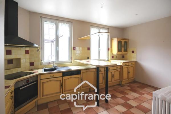 Appartement, indépendant, 350m2, et Garage à vendre 11 pièces SAINT QUENTIN (02)