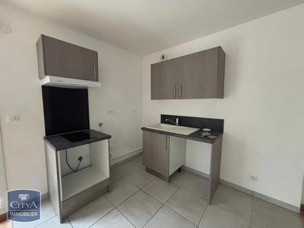 Appartement à louer 3 pièces 53.2m² Tours (37100)