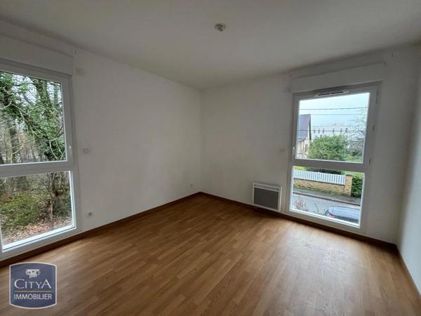 Appartement à louer 3 pièces 53.2m² Tours (37100)