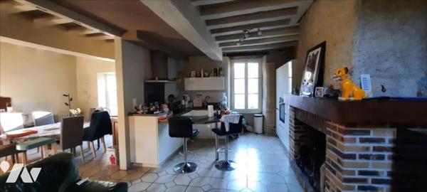 ST BENOIT DU SAULT Maison de bourg