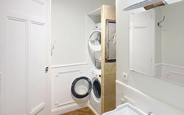 Appartement à vendre    2 pièces • 64,98 m2 Nice