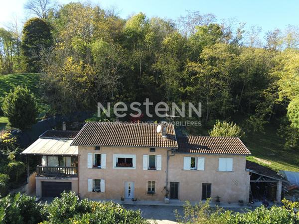 PAMIERS : CORPS DE FERME RENOVE SUR UN TERRAIN DE 5730M2