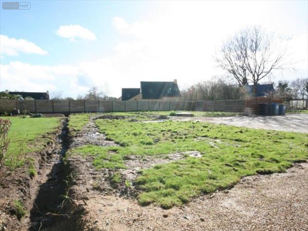 Terrain à Batir à vendre à Ploubezre dans les Côtes-d'Armor (22300), ref : B16-1039755