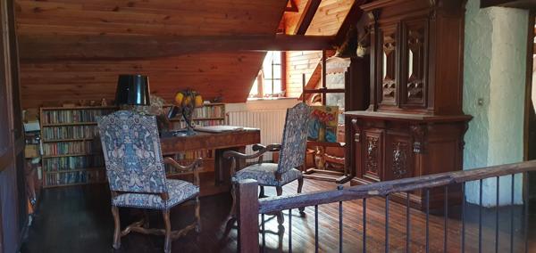 Fromentières (51210) BELLE MAISON AVEC PISCINE ET PARC BOISE