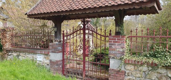 Fromentières (51210) BELLE MAISON AVEC PISCINE ET PARC BOISE