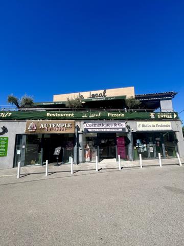 Local Commercial 2 pièces - 150 m² Exclusivité efficity