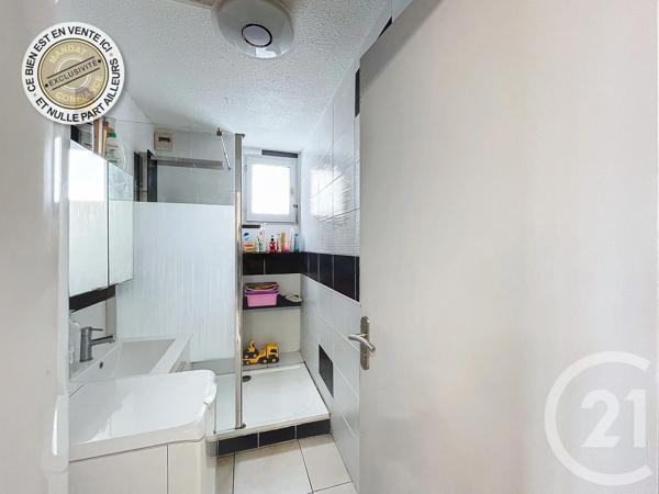 Appartement F3 à vendre  3 pièces - 40 m 2   PORT LEUCATE  - 11