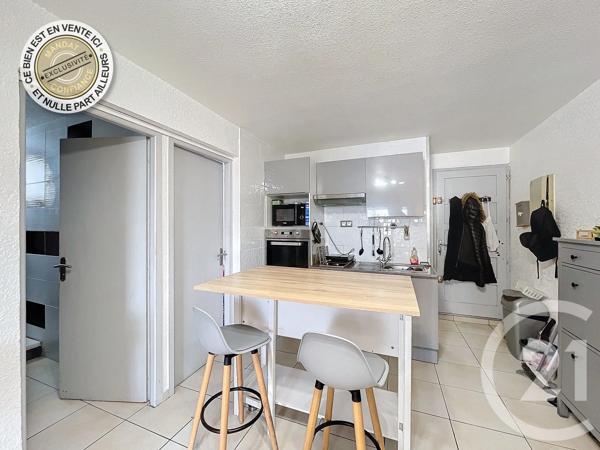 Appartement F3 à vendre  3 pièces - 40 m 2   PORT LEUCATE  - 11