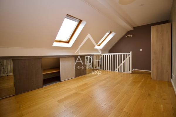 A VENDRE à Jouars-Pontchartrain appartement en duplex 2 pièces / 1 chambre