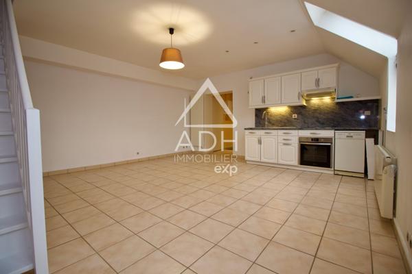 A VENDRE à Jouars-Pontchartrain appartement en duplex 2 pièces / 1 chambre