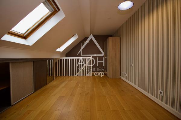 A VENDRE à Jouars-Pontchartrain appartement en duplex 2 pièces / 1 chambre