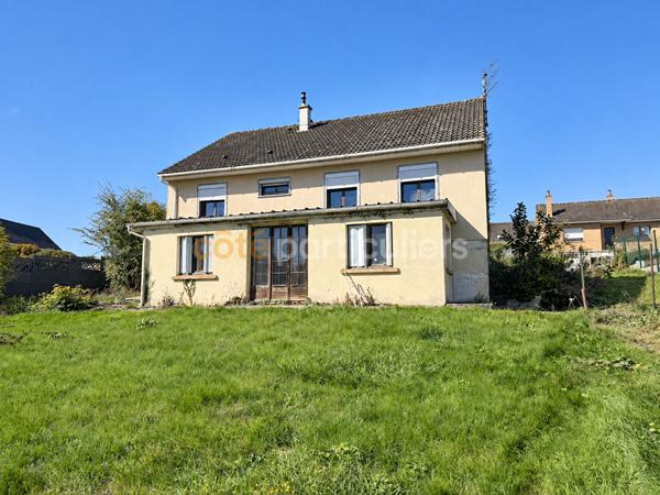 Vente
                Maison83,56 m² - 5 Pièces -
                    SAINT POL SUR TERNOISE (62130)