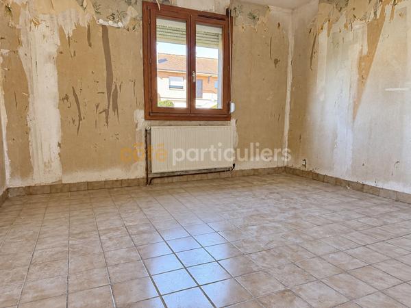 Vente
                Maison83,56 m² - 5 Pièces -
                    SAINT POL SUR TERNOISE (62130)