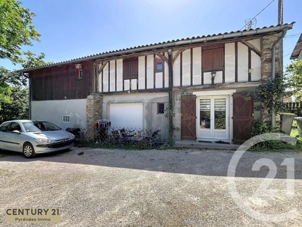 Immeuble à vendre  207 m 2   ESTANCARBON  - 31