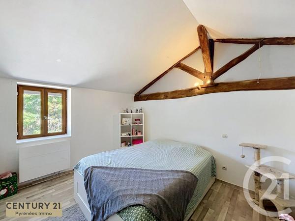 Immeuble à vendre  207 m 2   ESTANCARBON  - 31