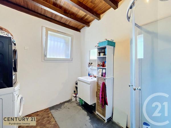 Immeuble à vendre  207 m 2   ESTANCARBON  - 31