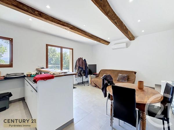 Immeuble à vendre  207 m 2   ESTANCARBON  - 31