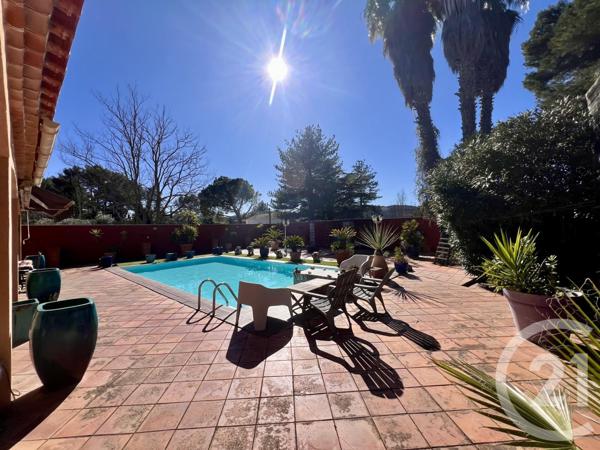 Maison à vendre  6 pièces - 220 m2 LE BEAUSSET - 83