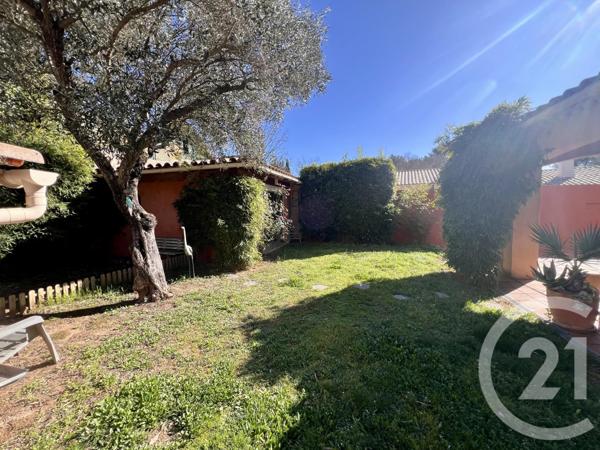 Maison à vendre  6 pièces - 220 m2 LE BEAUSSET - 83