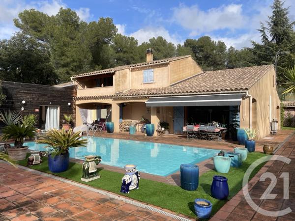 Maison à vendre  6 pièces - 220 m2 LE BEAUSSET - 83