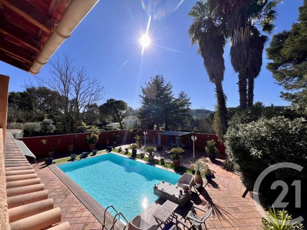 Maison à vendre  6 pièces - 220 m2 LE BEAUSSET - 83