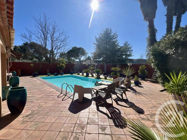 Maison à vendre  6 pièces - 220 m2 LE BEAUSSET - 83