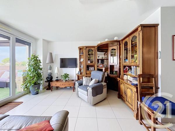 Appartement T4 à vendre  4 pièces - 85,86 m 2   ST JEAN DE VEDAS  - 34