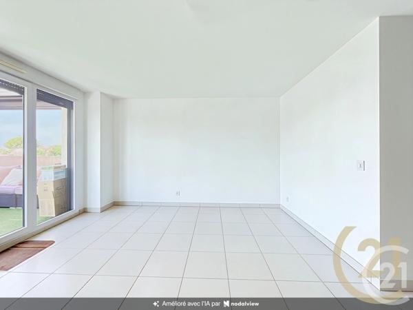 Appartement T4 à vendre  4 pièces - 85,86 m 2   ST JEAN DE VEDAS  - 34