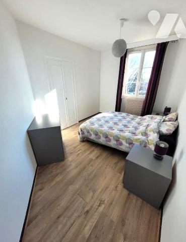 Appartement T4 vendu loué centre Uzès