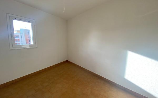 Appartement à louer    2 pièces •  Mèze