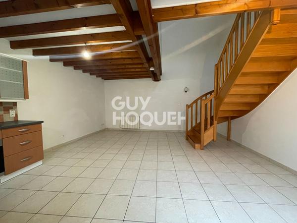 Maison 3 pièces d'une surface habitable de 78 m² à louer à AMBONNAY (51150).