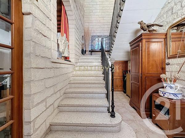 Maison à vendre  6 pièces - 179 m 2   SAUSSAN  - 34