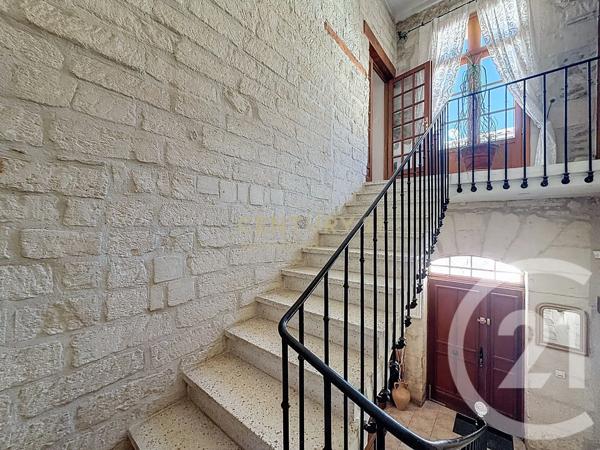 Maison à vendre  6 pièces - 179 m 2   SAUSSAN  - 34
