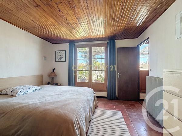 Maison à vendre  6 pièces - 179 m 2   SAUSSAN  - 34
