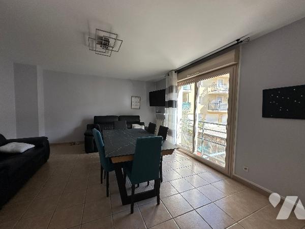 DOLE, rive gauche, appartement duplex proche cinema et rive du Doubs