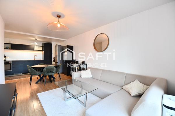 Bel appartement de trois pièces dans une résidence de 2013 avec 2 places de parking sécurisées !