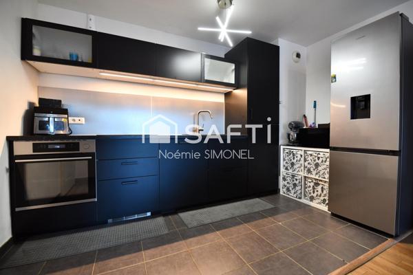 Bel appartement de trois pièces dans une résidence de 2013 avec 2 places de parking sécurisées !