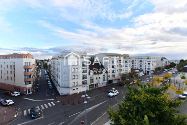 Bel appartement de trois pièces dans une résidence de 2013 avec 2 places de parking sécurisées !