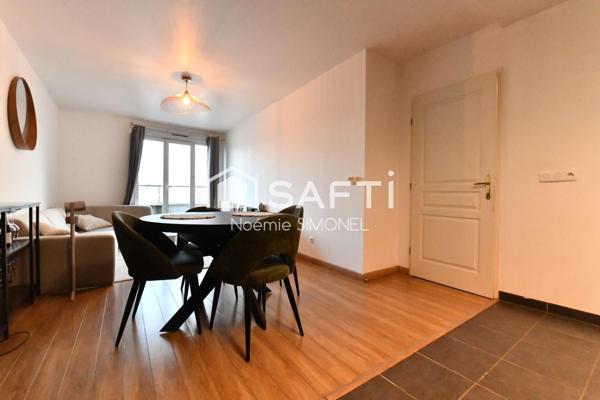 Bel appartement de trois pièces dans une résidence de 2013 avec 2 places de parking sécurisées !