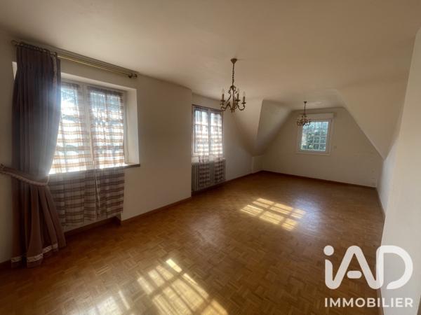 Maison à vendre 8 pièces 176 m² Le Mené