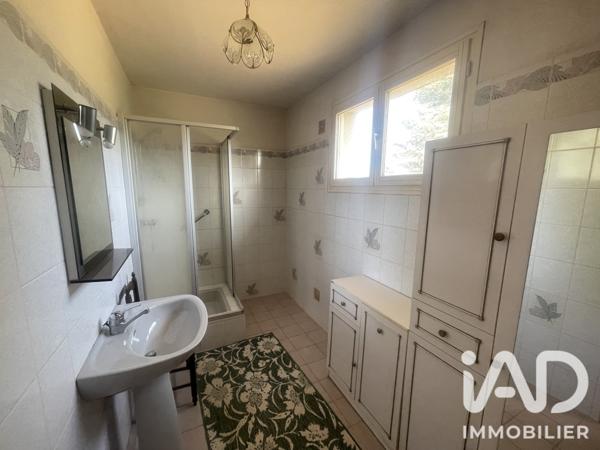 Maison à vendre 8 pièces 176 m² Le Mené